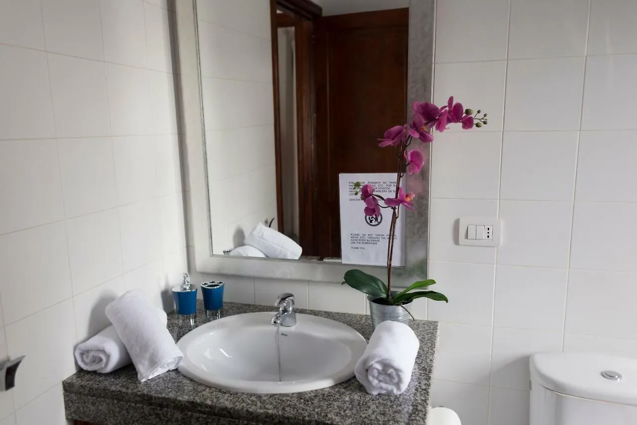 Apartamento Playa Coqueto Junto Al Mar Playa Honda  0*, Playa Honda (Lanzarote)
